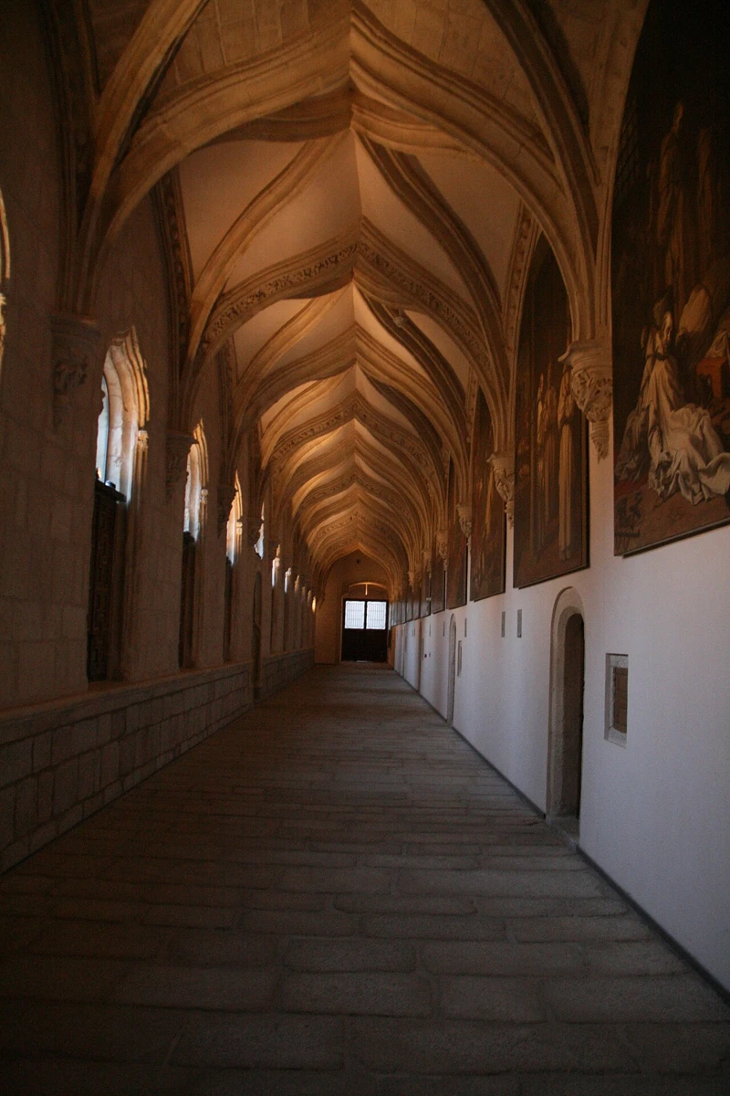 Bóvedas y pinturas de Carducho en la galería oeste del claustro de El Paular