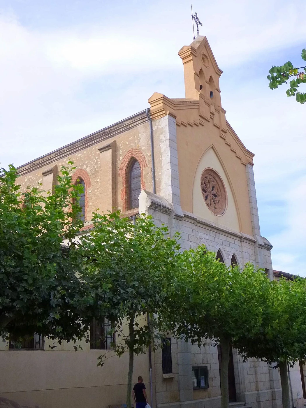 Rosetón y espadaña de la iglesia de las Carmelitas